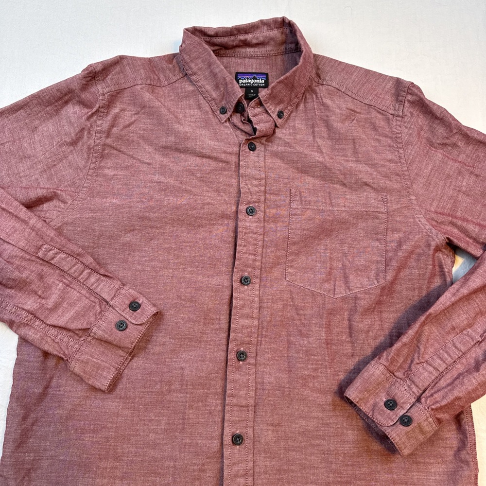 Patagonia Red Button Down Shirt SZ Small Organic Cotton Long Sleeve Work